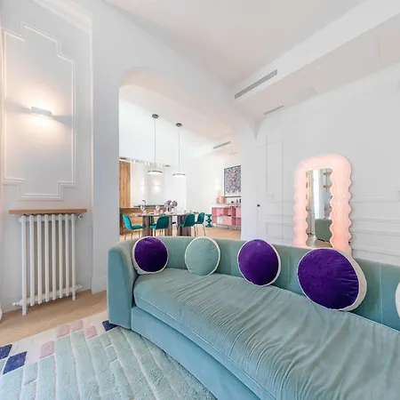 Exceptional 3bd - Trocadero Victor Hugo