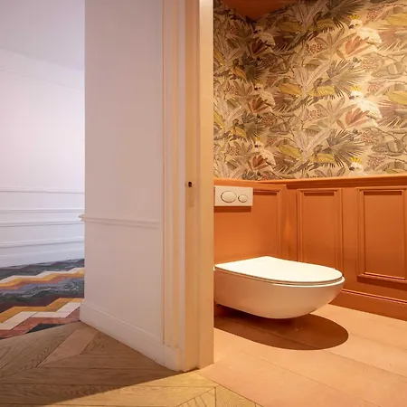 Exceptional 3bd - Trocadero Victor Hugo * Parijs