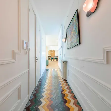Exceptional 3bd - Trocadero Victor Hugo * Parijs