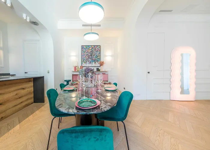 Exceptional 3bd - Trocadero Victor Hugo *