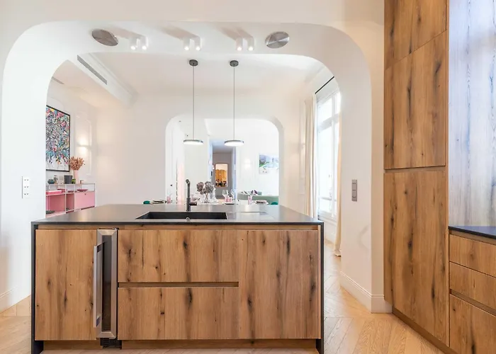 Exceptional 3bd - Trocadero Victor Hugo Paris
